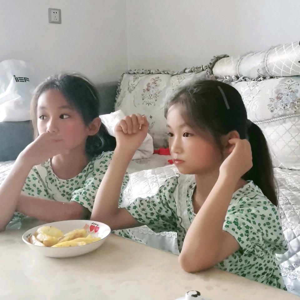 大小双一家