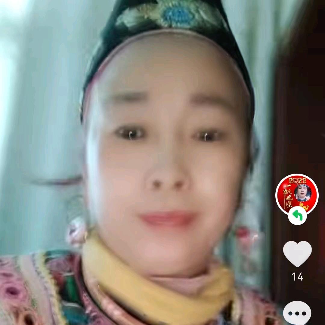 龙春梅