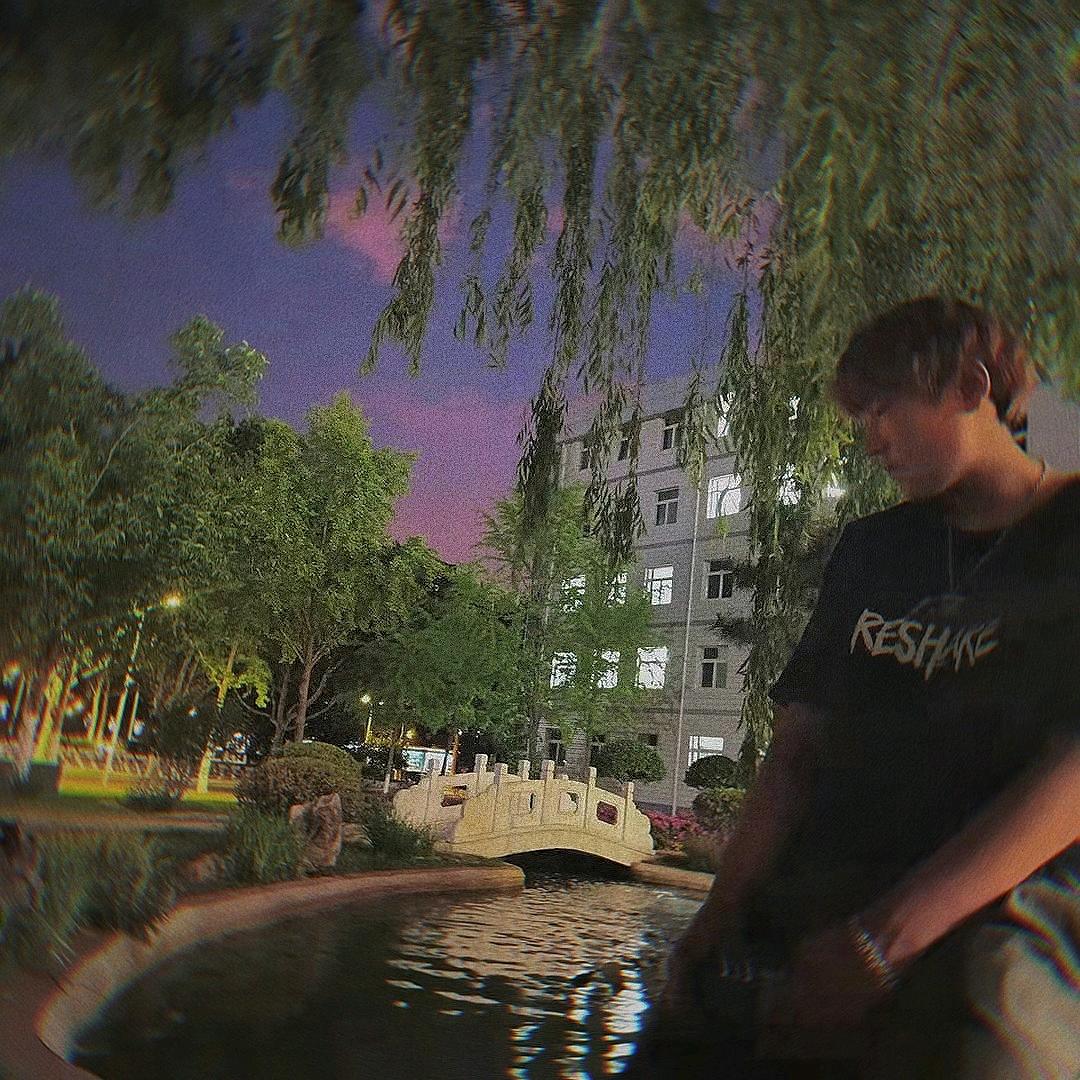 笑谈心酸.
