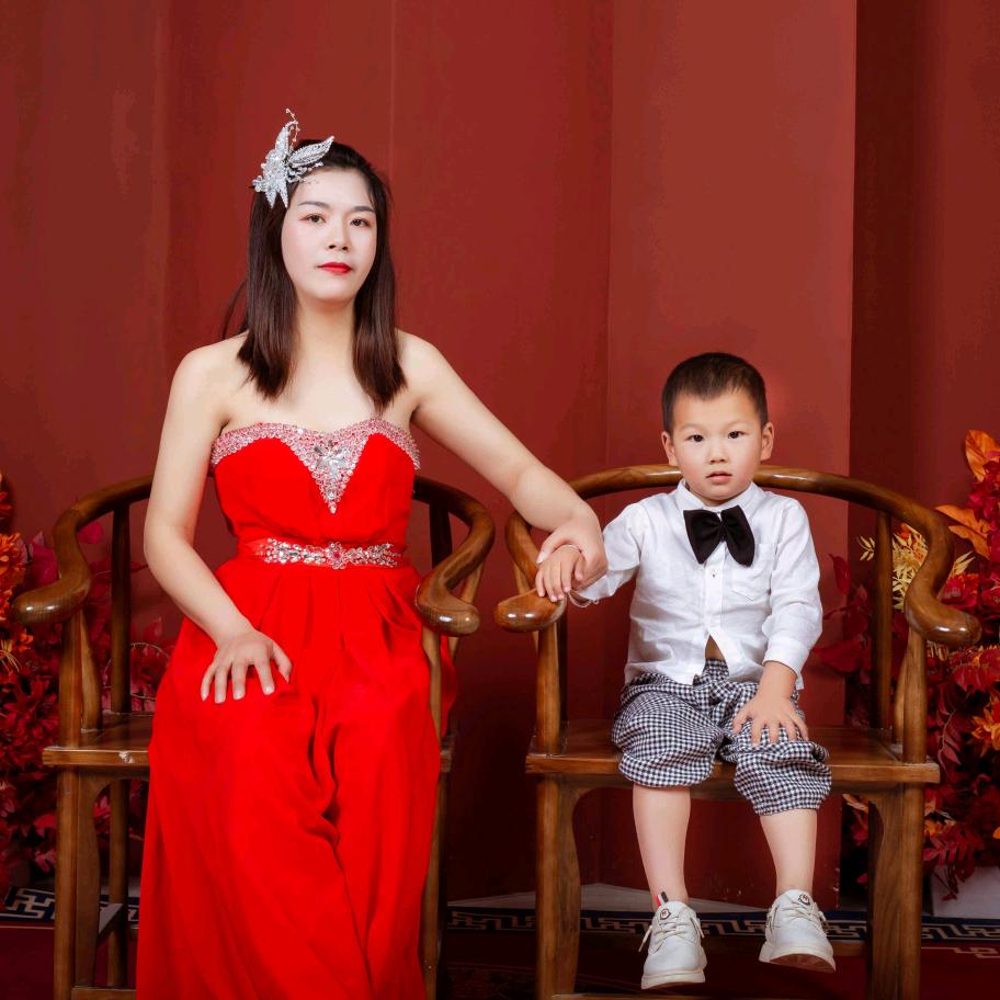 咋日的天真✘今日的百毒