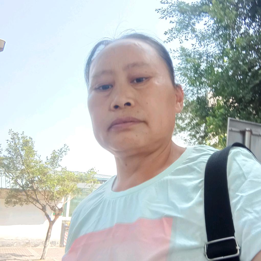 梁平