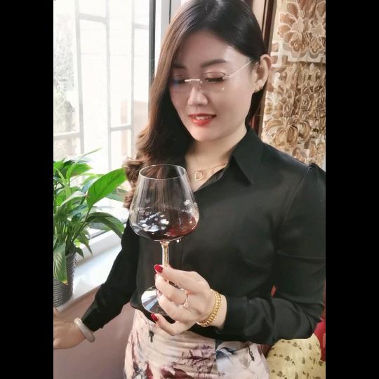 红红小姐姐