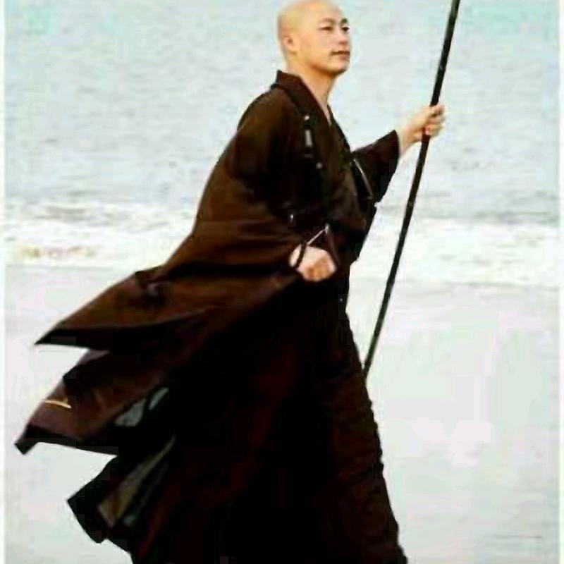 纸鸢栀年，半生薄凉……
