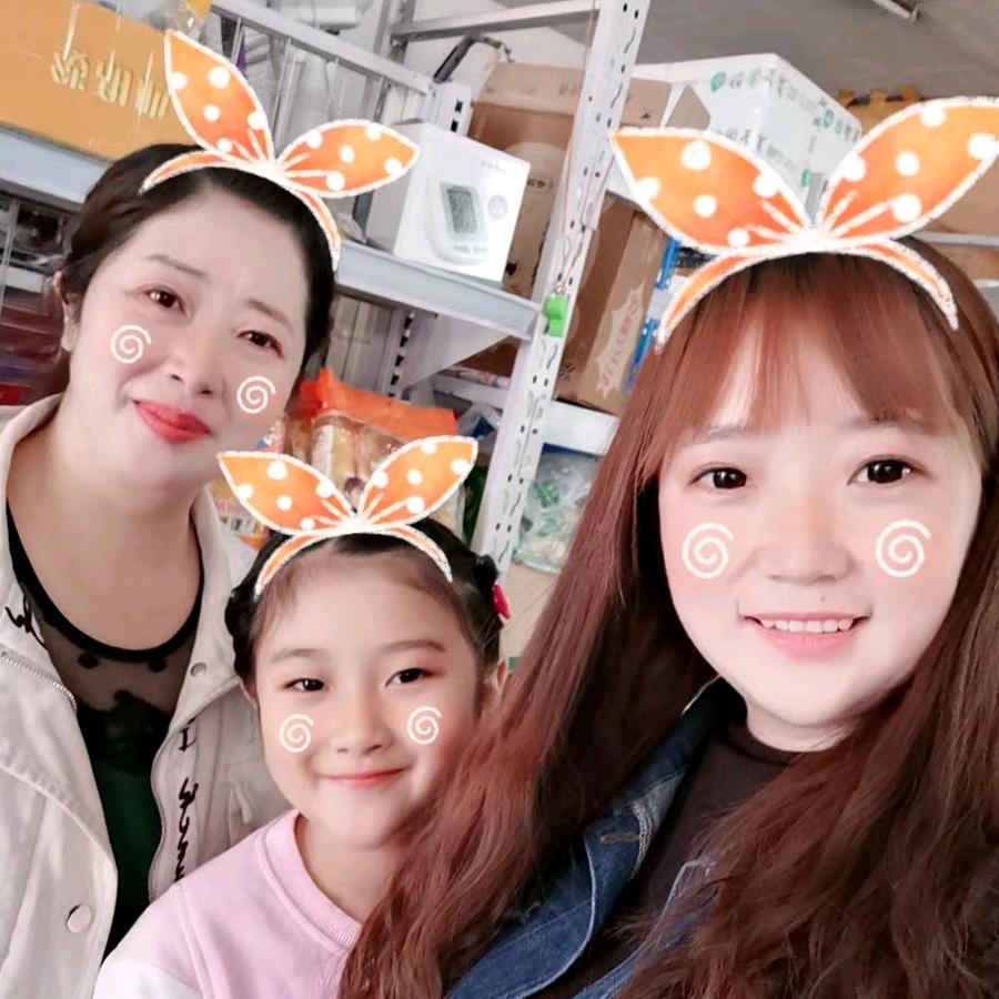 二苹子😂😂