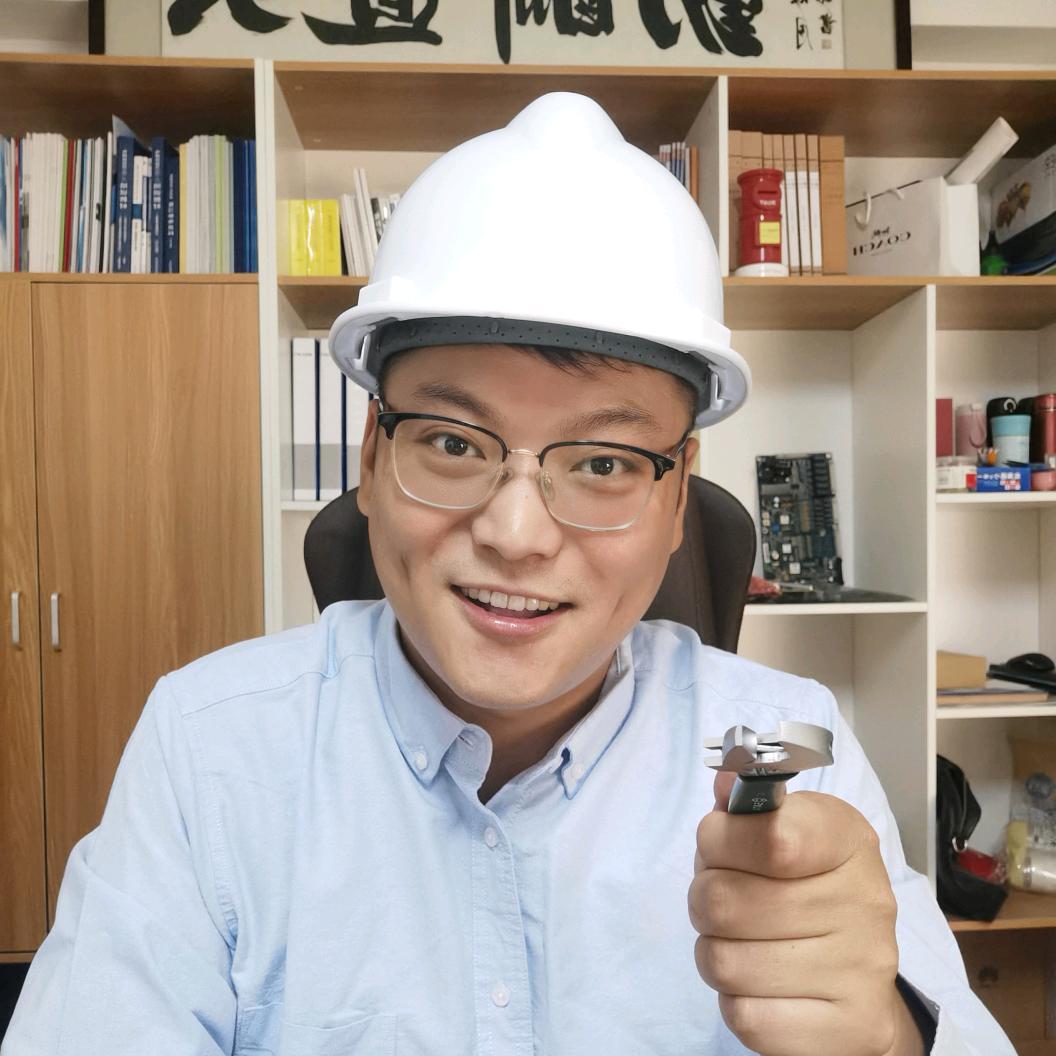 电梯人汉克🔩