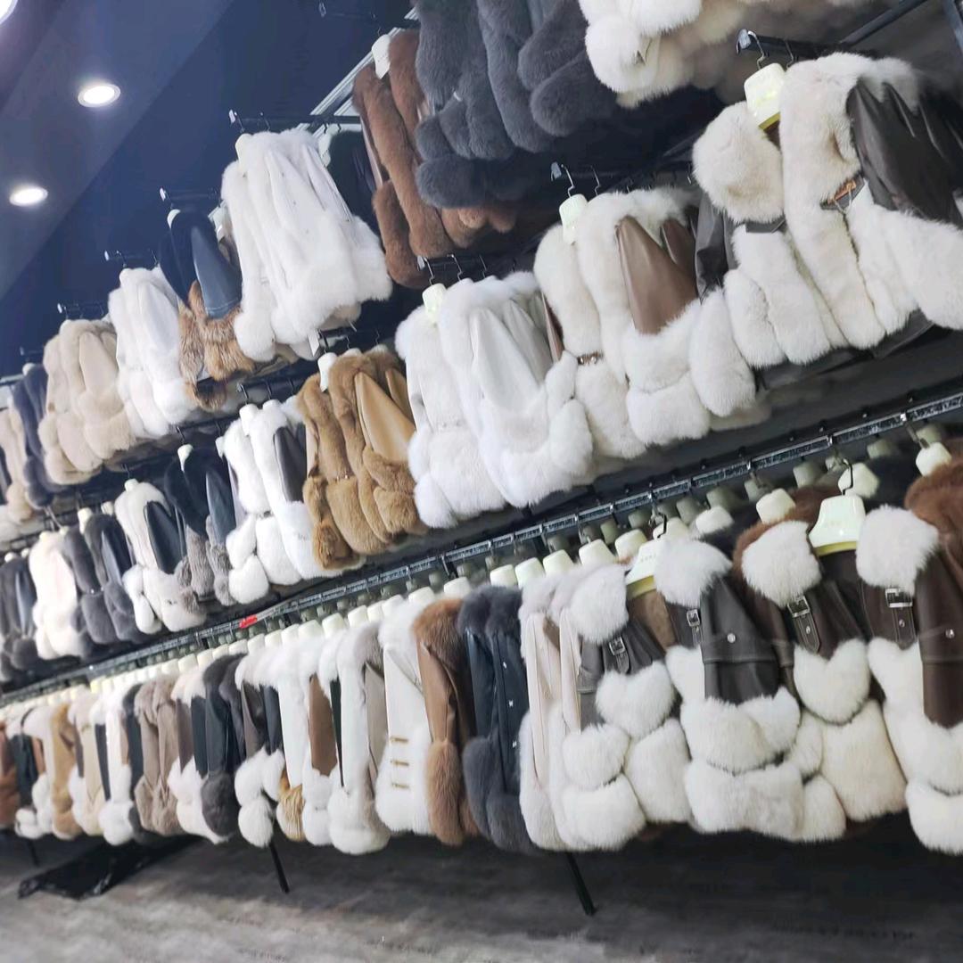 韩品贝拉派克皮草