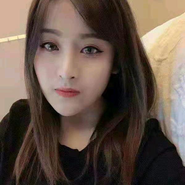小    李