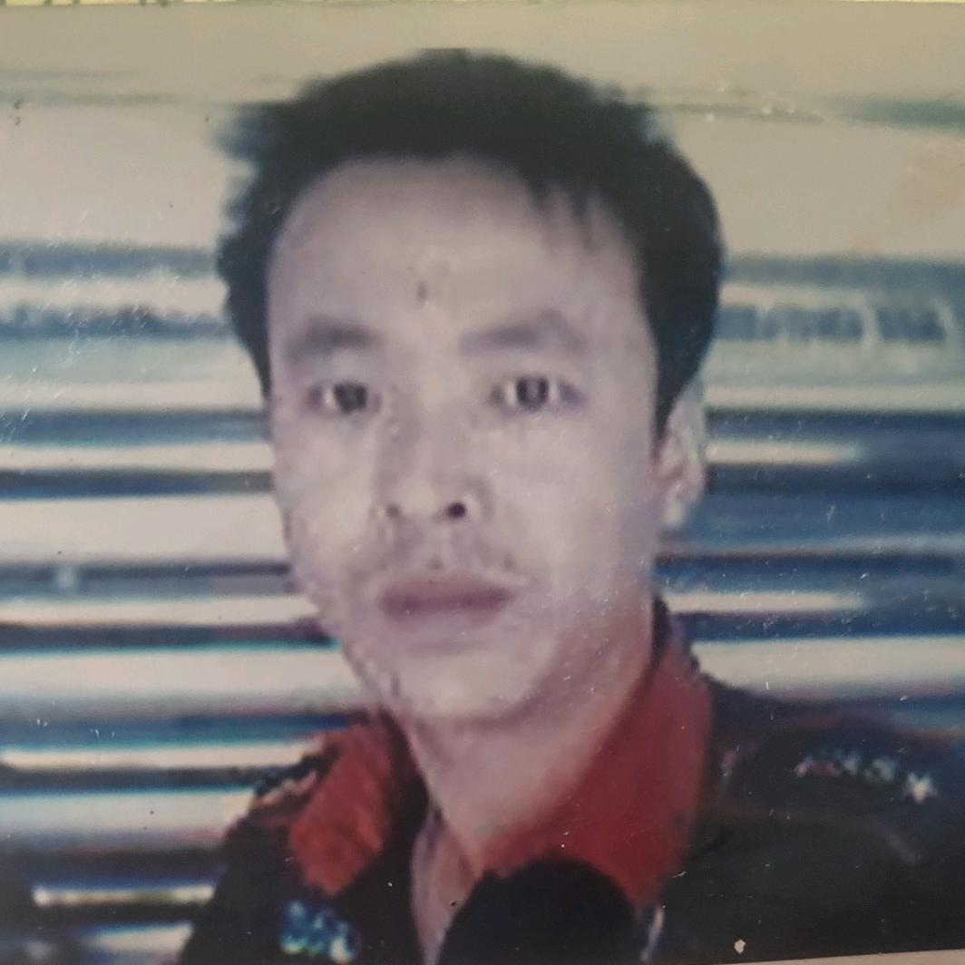 青岛当下车务，内饰改装翻新，车膜。