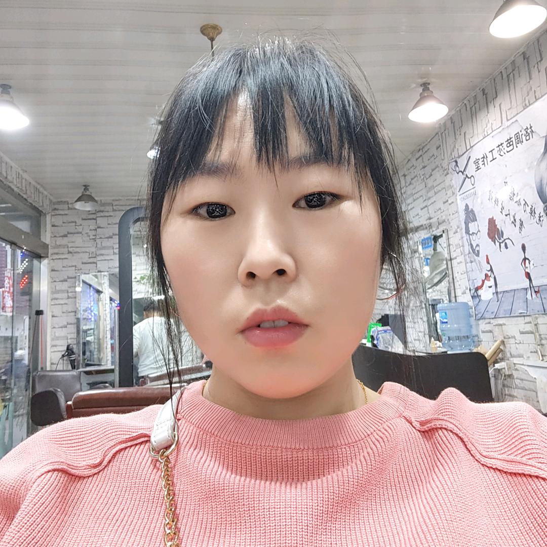 草莓鑫鑫
