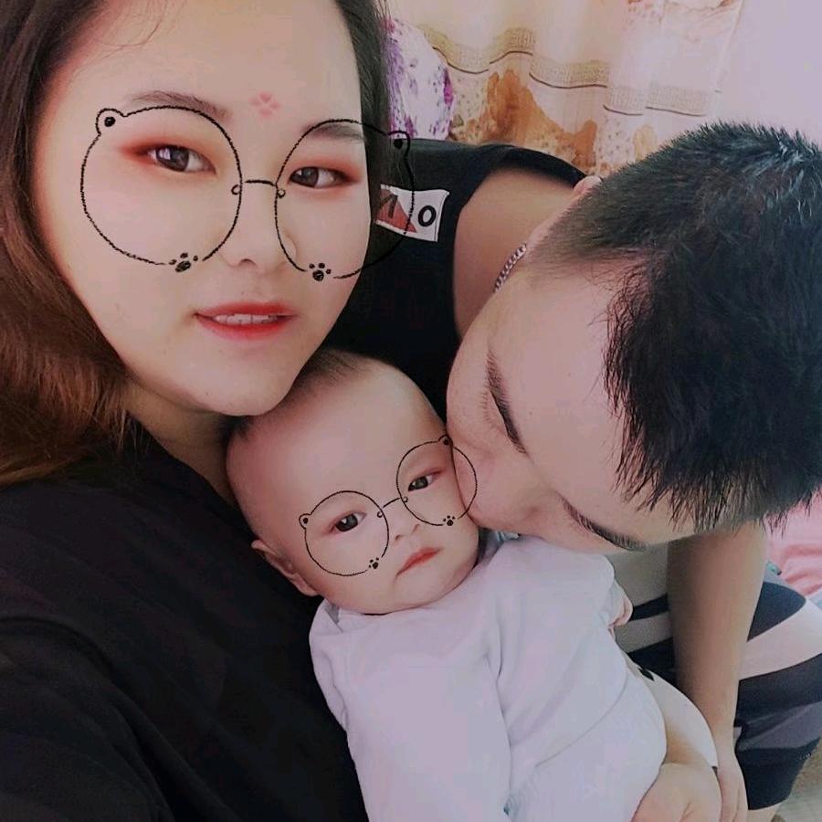 阿杰。
