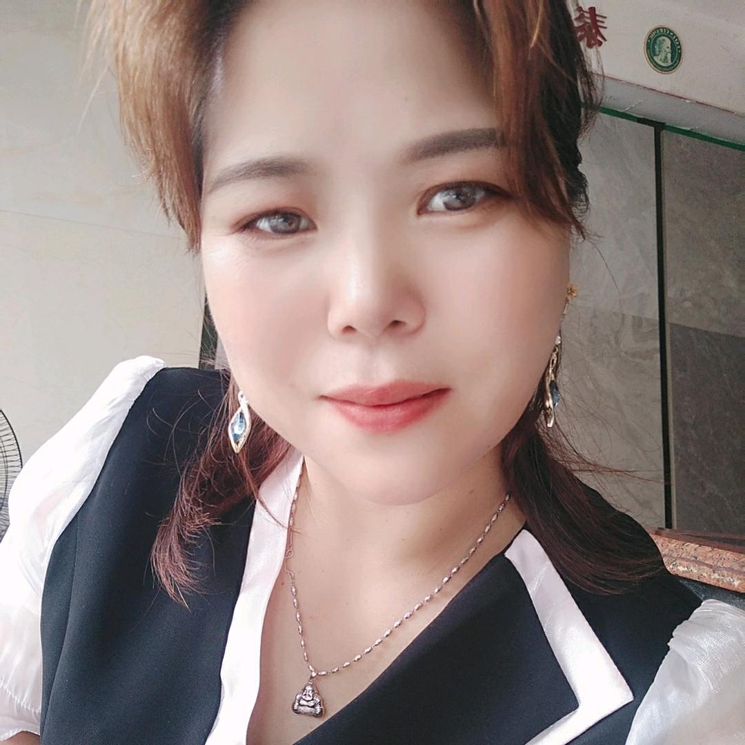 五鸡公隆市磁砖店贺小兰