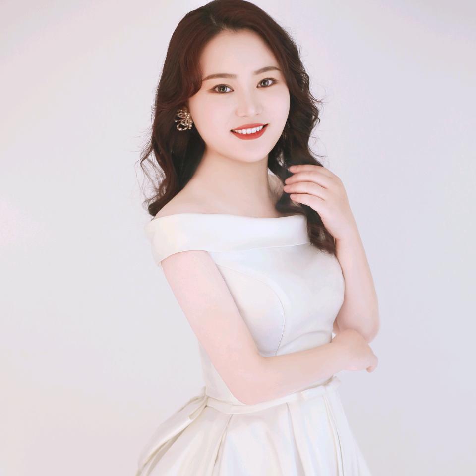 叶集中泥坊彤彤