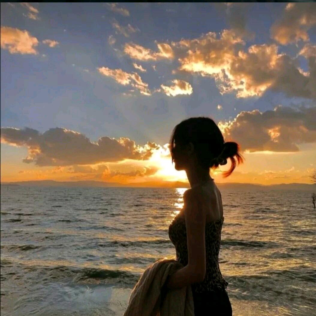 忆芺