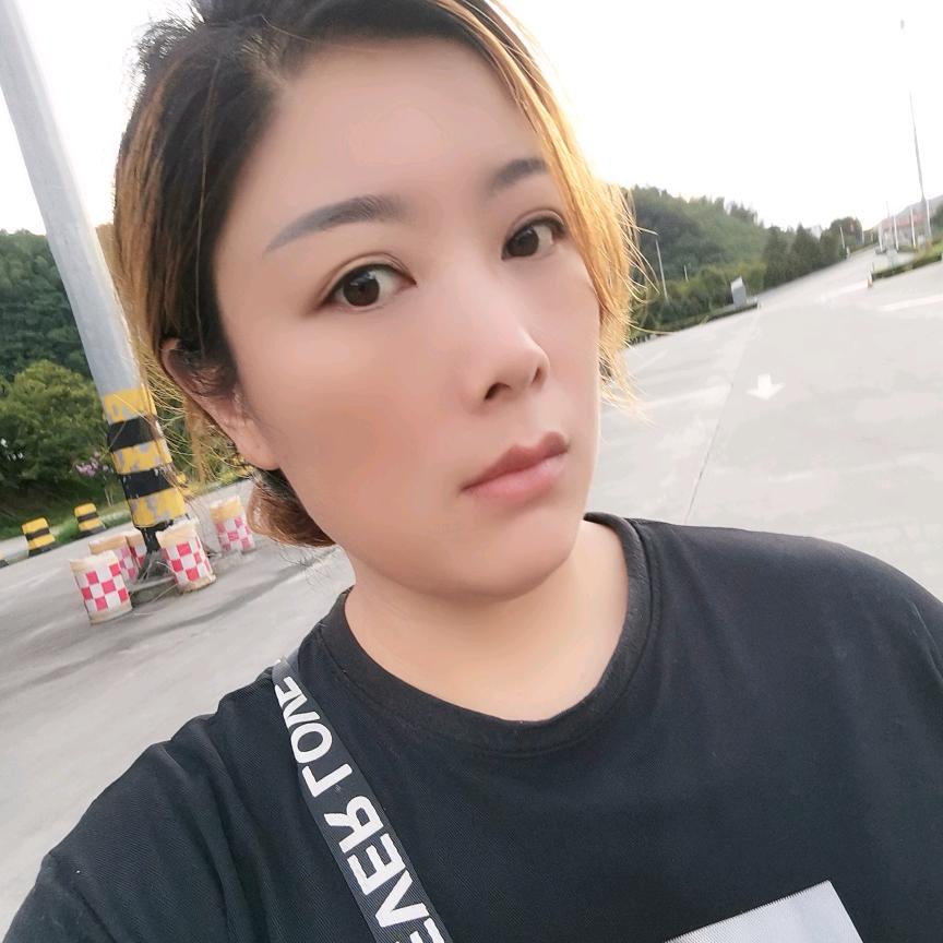 妮妮吖