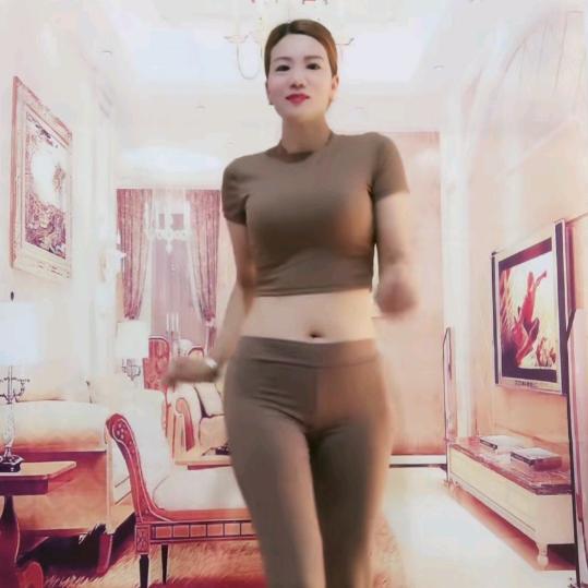 张二妮