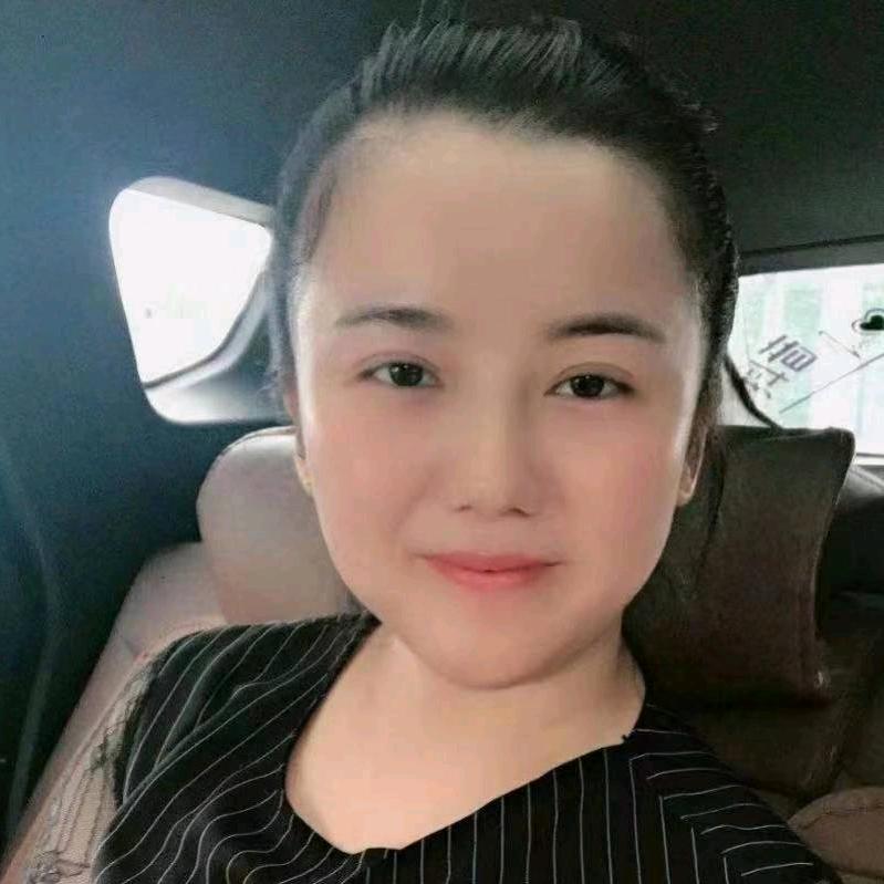 汕头地产人利利（湖北妹子）