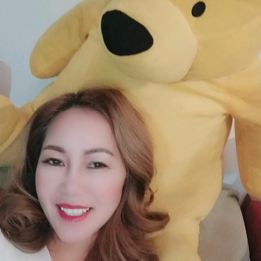 冷酷老阿姨