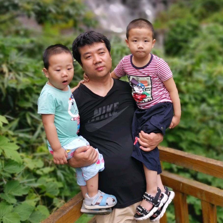 希宝Baba有点“笨”