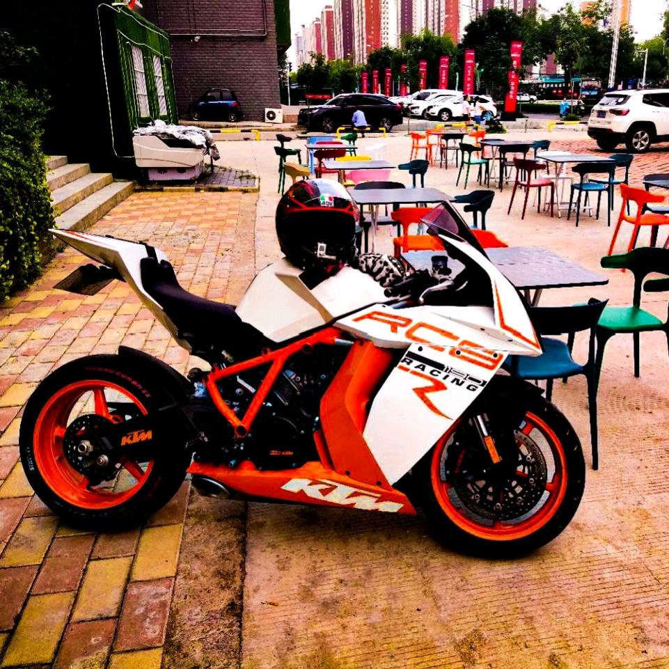 0396机车馆（大猫爱机车）