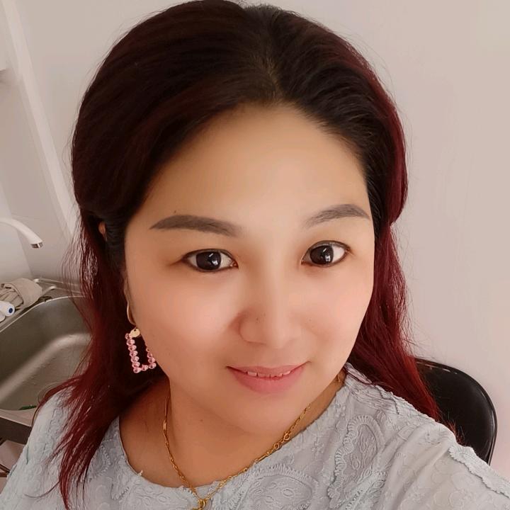 单身的玲姐