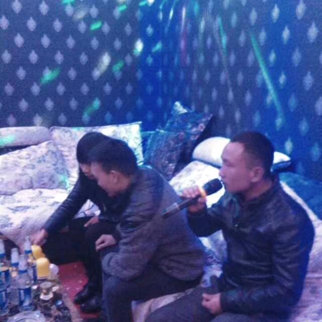 什么也不说因为