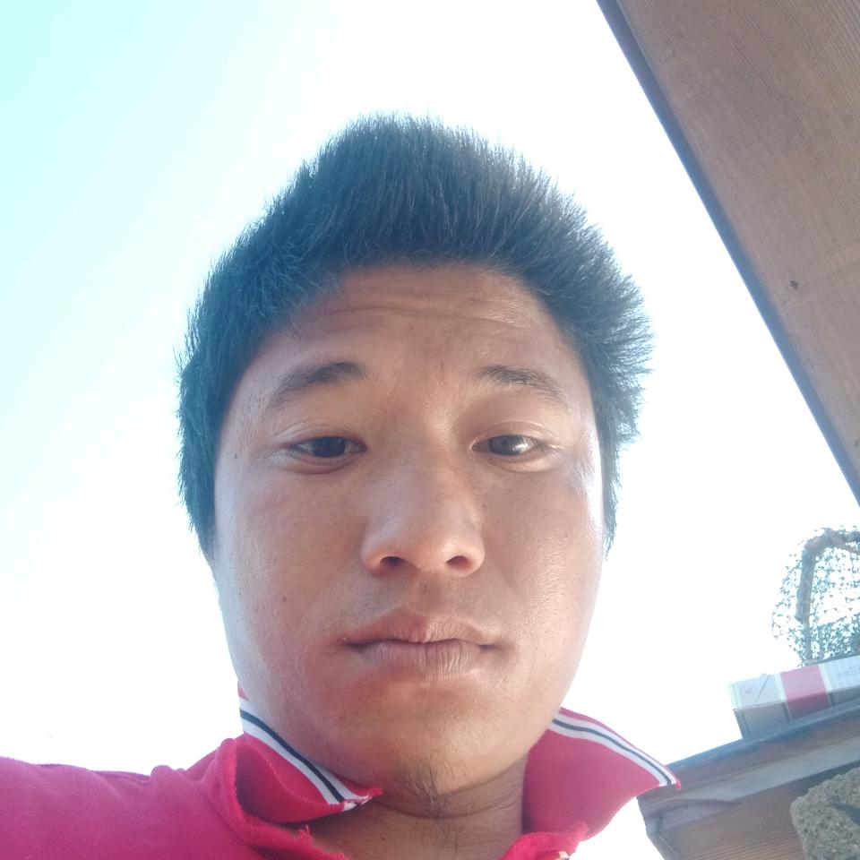 笑口常开小黄哥