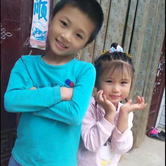 王俊：常年招婶子大娘姐们摘茶叶摘枸杞