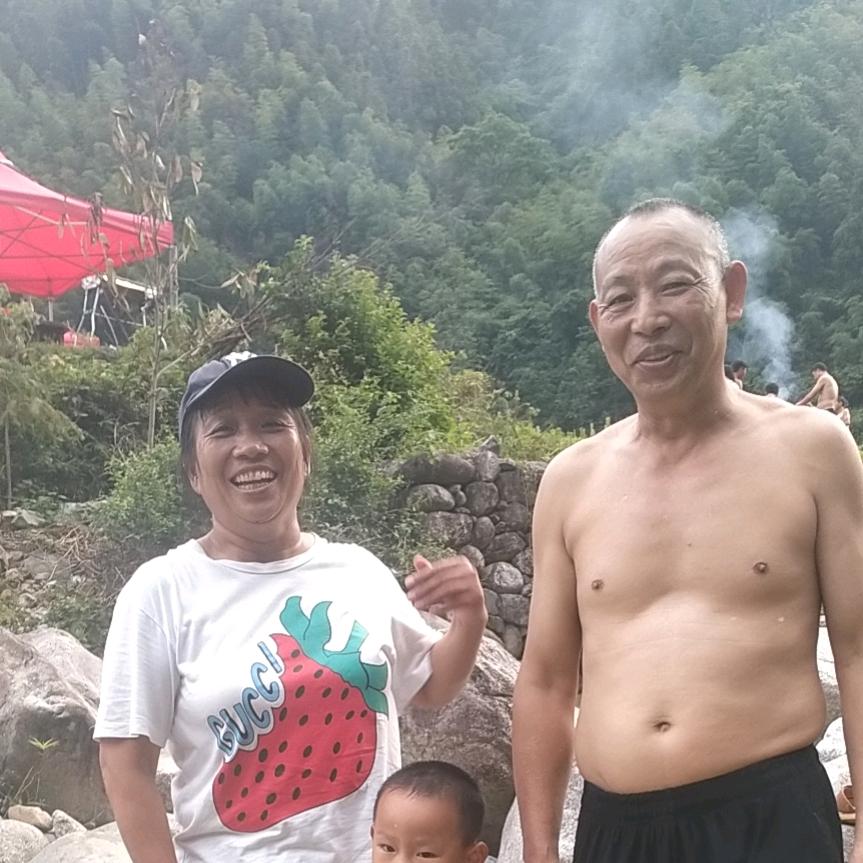 老渡口何姐