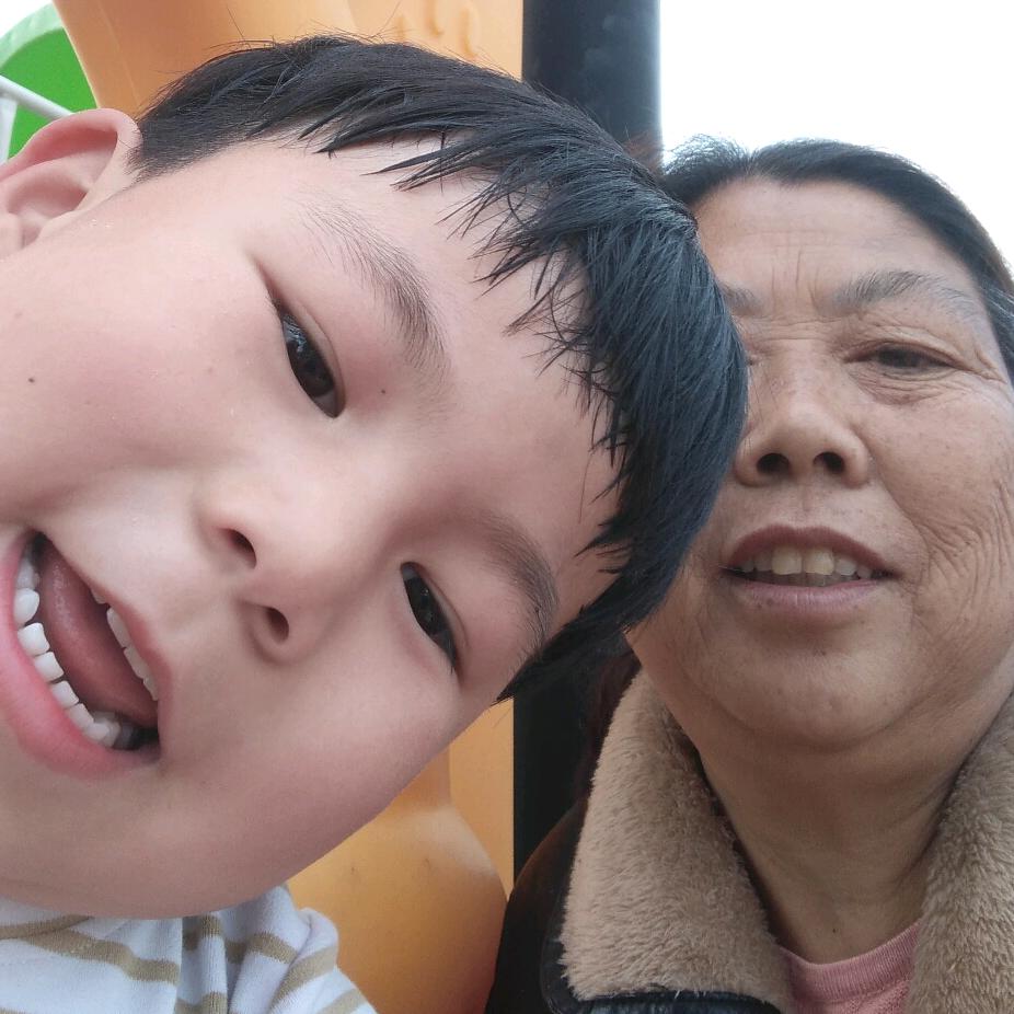 李最牛
