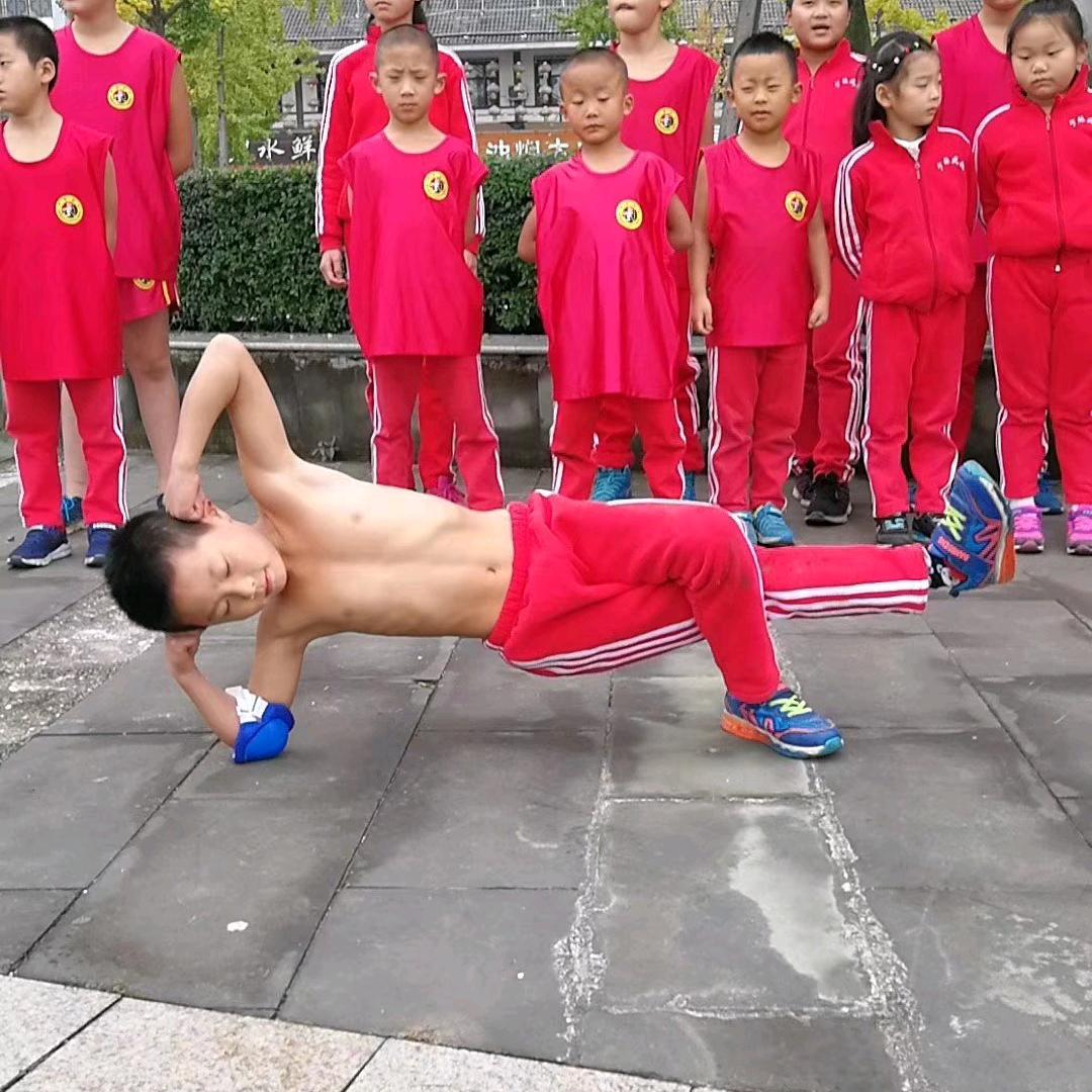 仪陇少林武校燕子