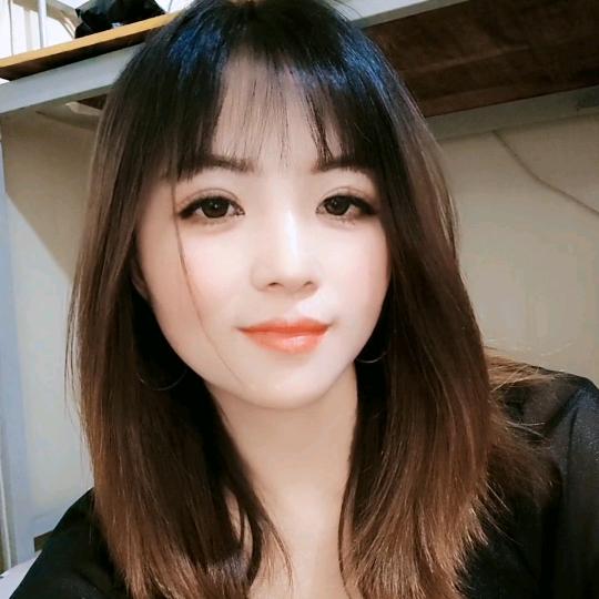 小眼睛大婶