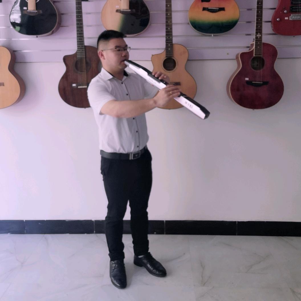 武宁二小以勒琴行