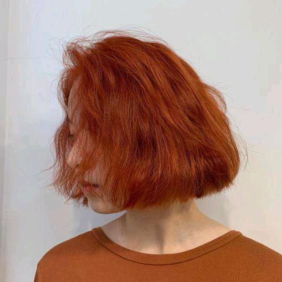 红唇👄爱上香烟