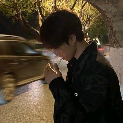 CF广告