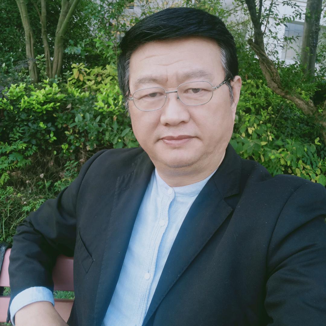 大脚哥（早8～10晚20～22）