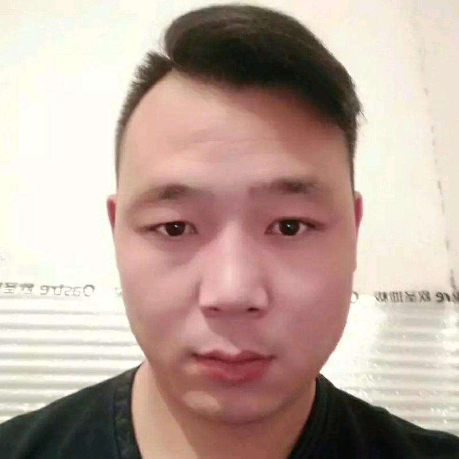 辉   .