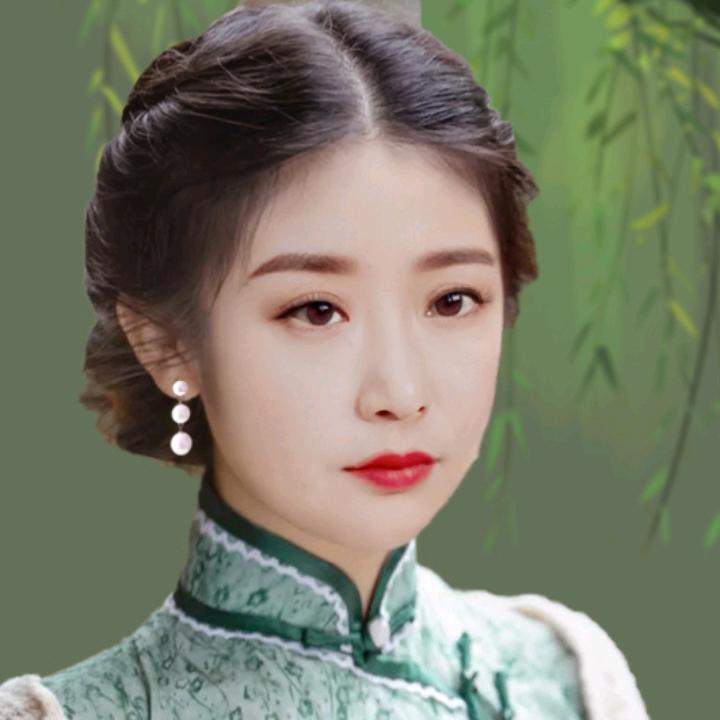 立媚媚