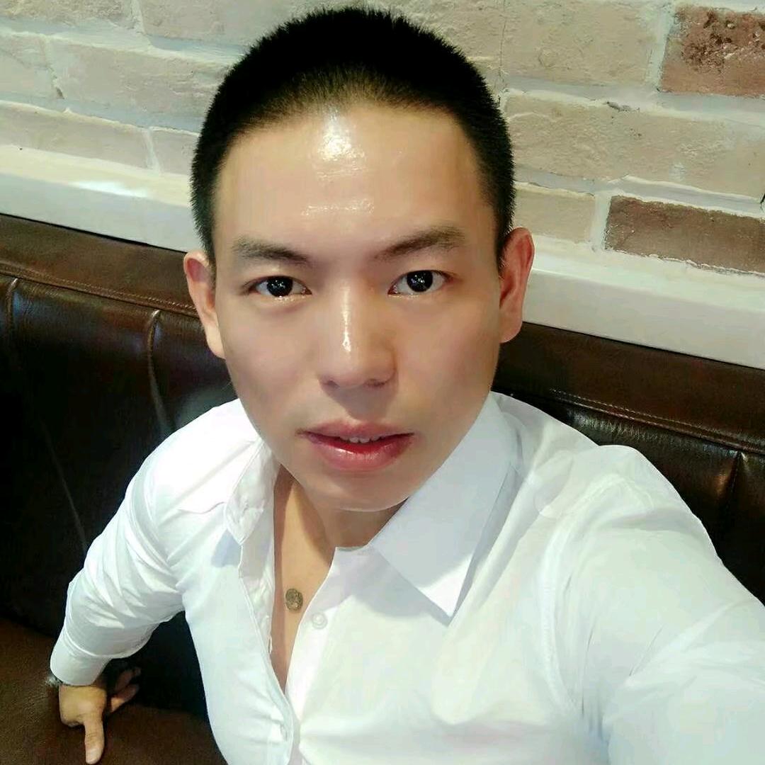 张晏闻
