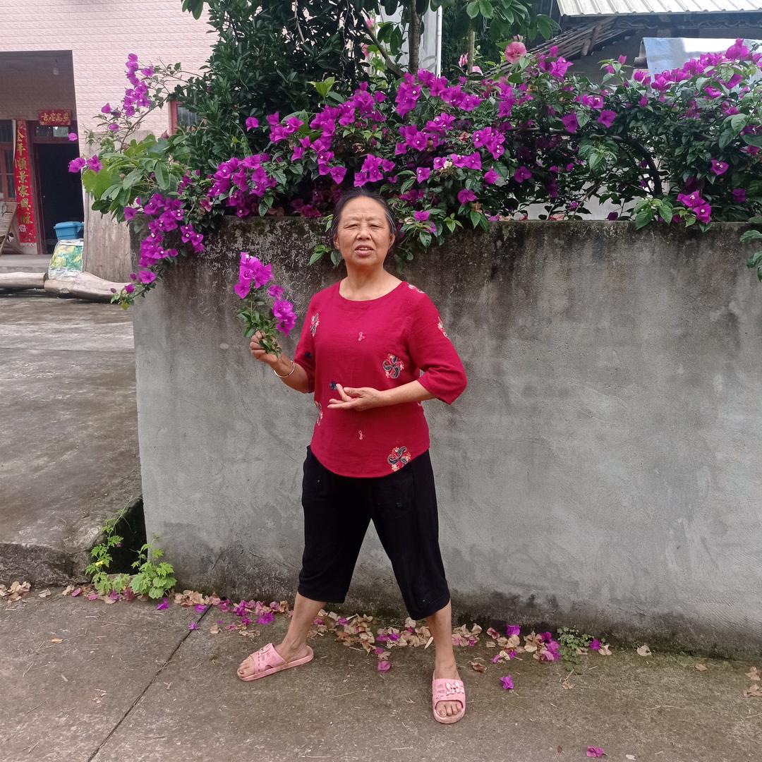 我是当年的蒋大妈，烧