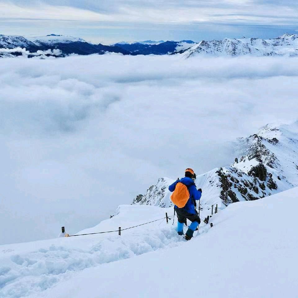 山野间嘉禾 （岗什卡 奥太娜 哈巴雪山)
