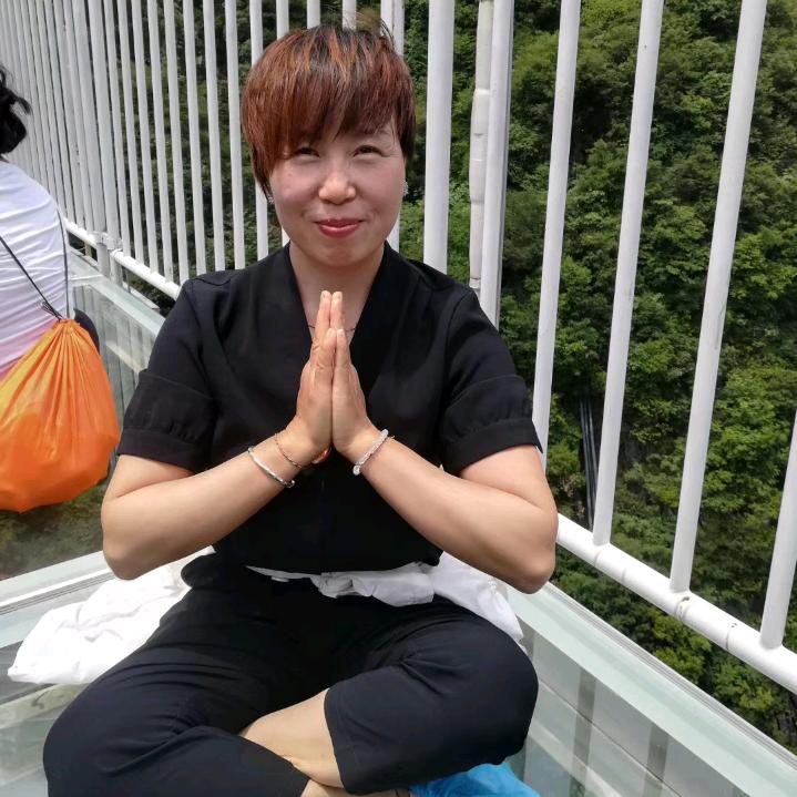 卖烧烤的小女人（通惠桥烧烤）