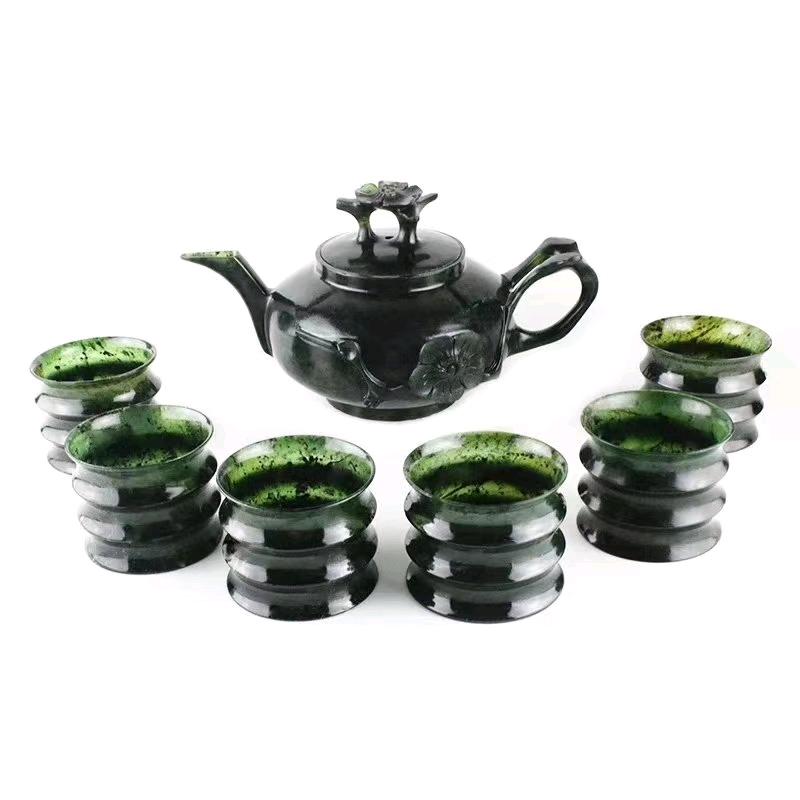 葡萄美酒夜光杯