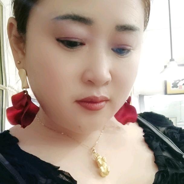 妞儿【开心果】