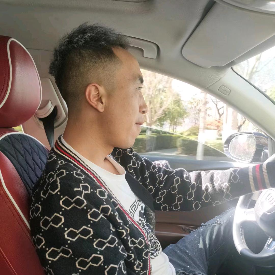 阿坝金刚工程机械租赁有限公司