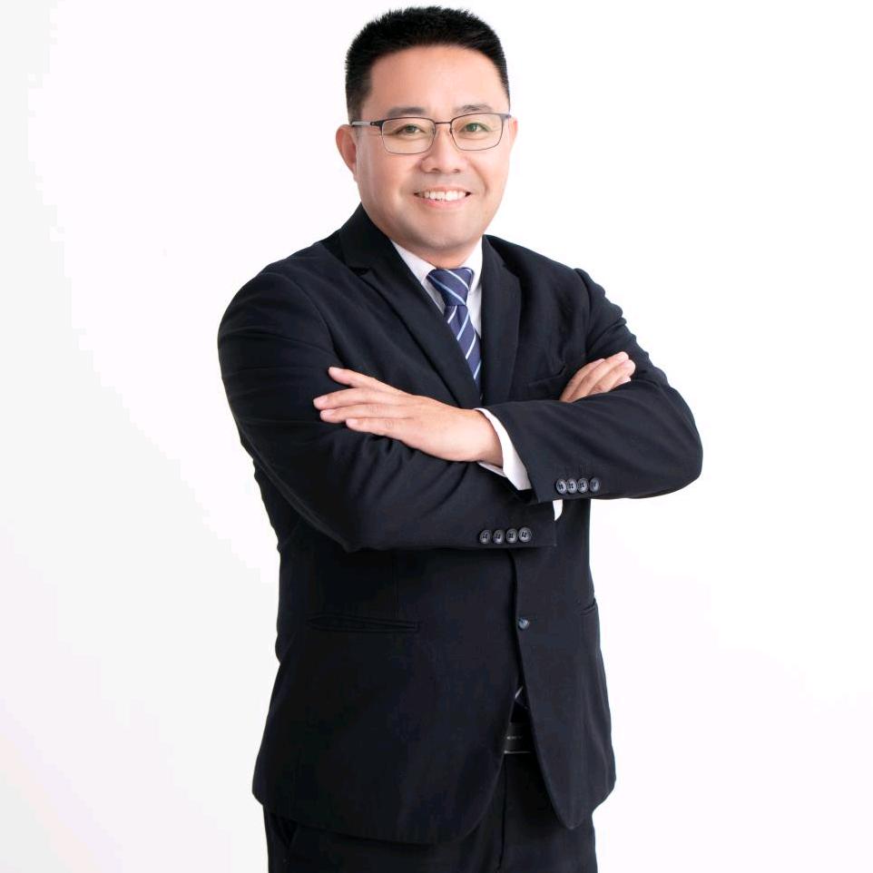 临汾驾校广易驾校教练唐俊伟