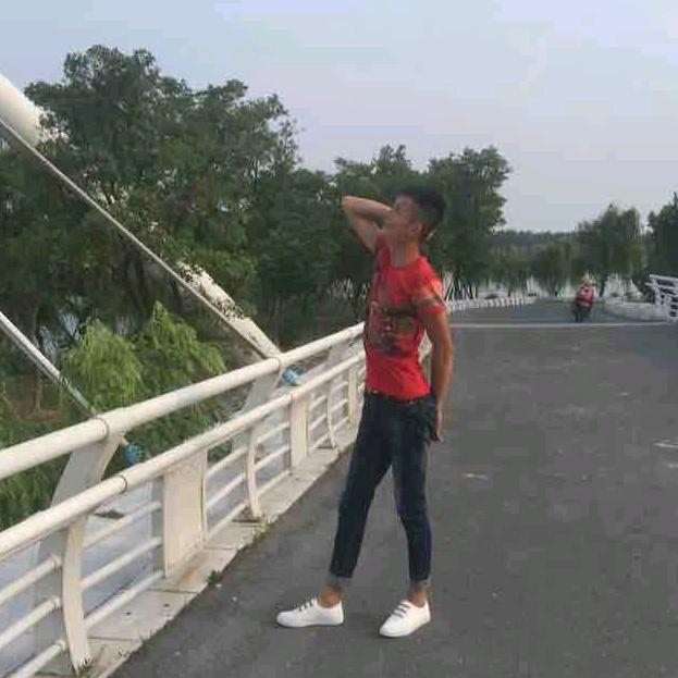 大量收购水果筐破碎料