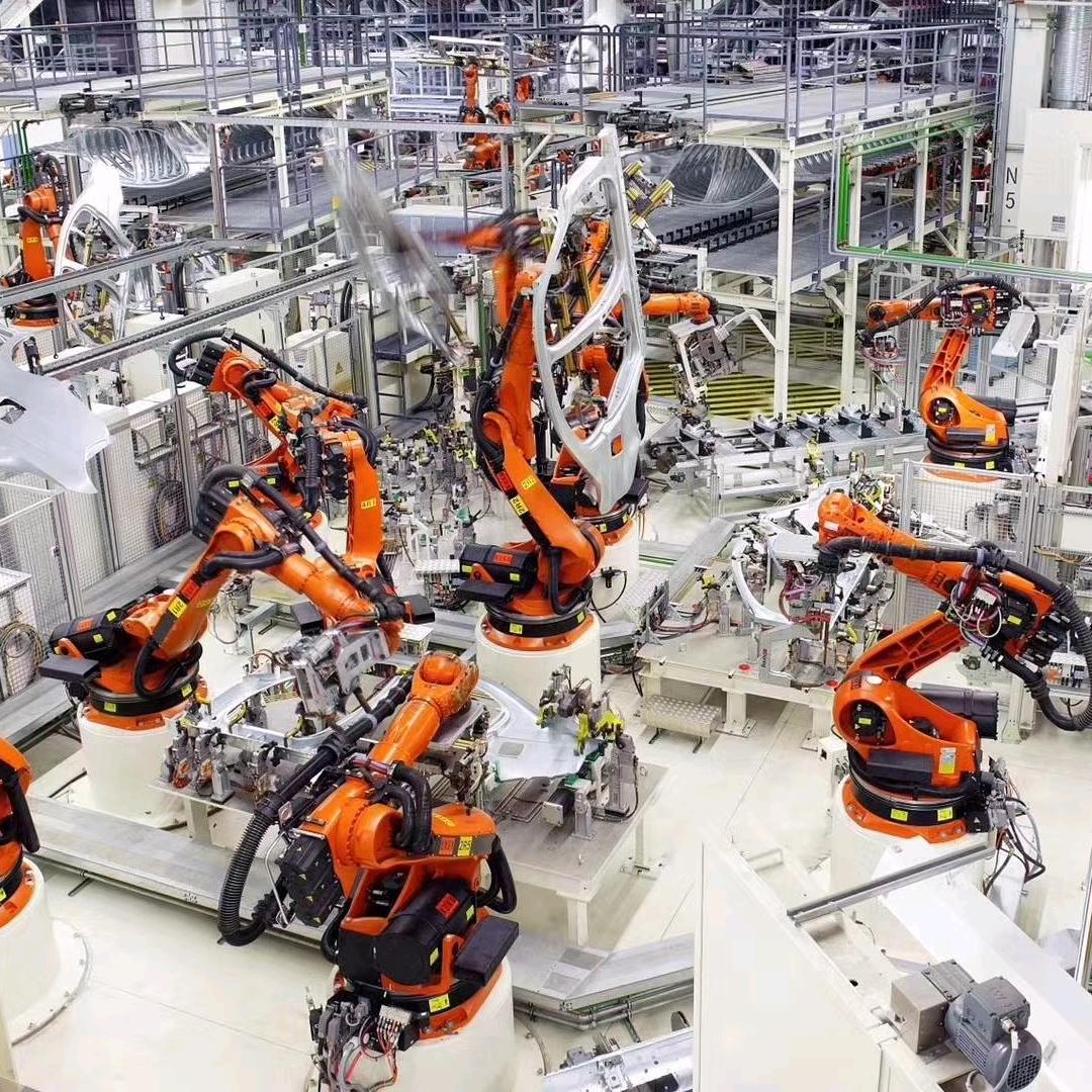 Robot&2025