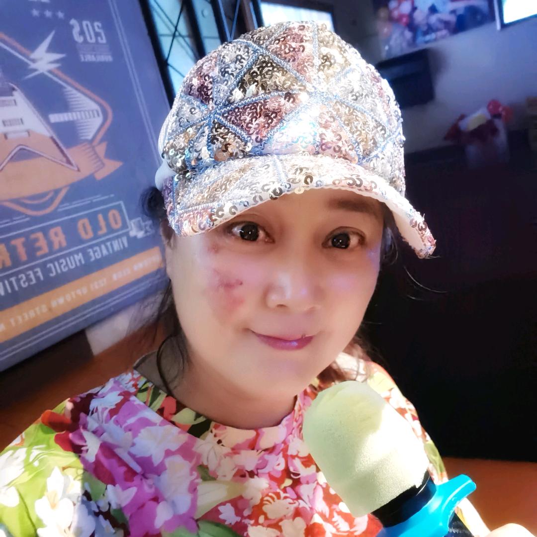 热爱生活的凤姐