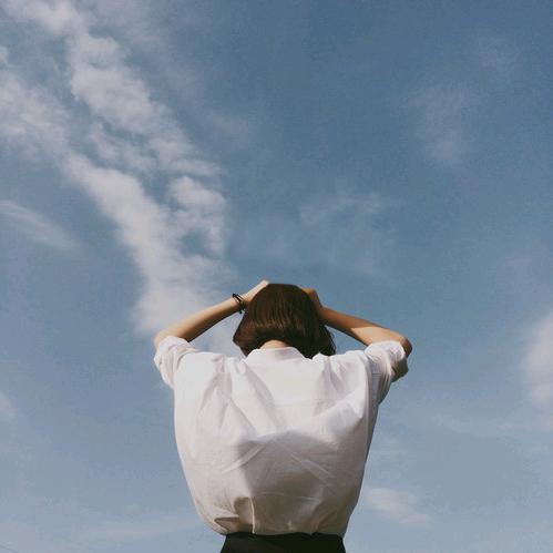左右的左🌻