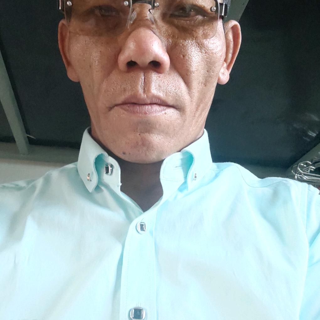 董世华